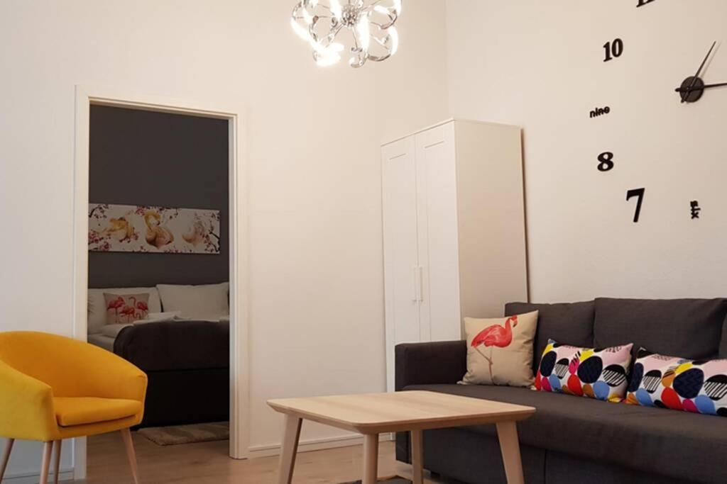 City Apartment Near Shooping Center, 6 Guests ベルリン エクステリア 写真